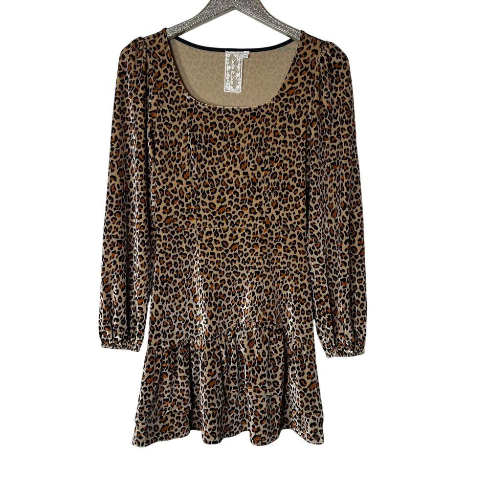 Sadie & Sage Leopard Print Long Sleeve Dress